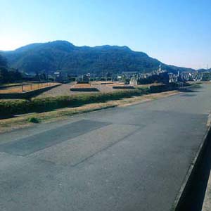 東かがわ市　市営墓地　黒羽霊園