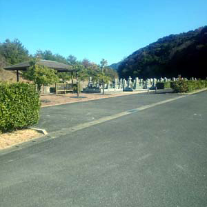 東かがわ市　市営墓地　黒羽霊園